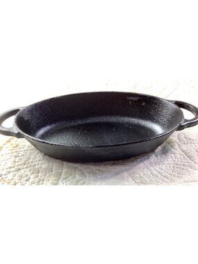 The Pioneer Woman Oval Cast Iron Baking Dish With Handles*Durable Cookware*Black